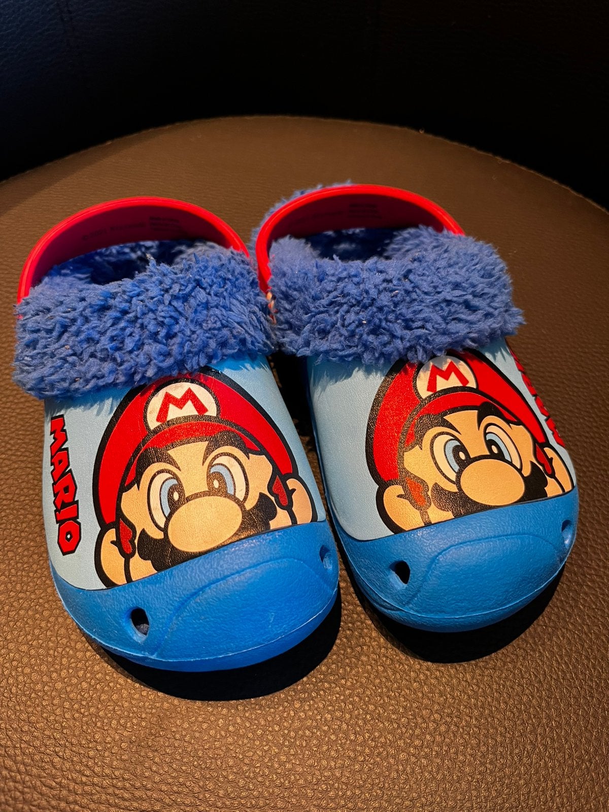 Mario Bross crocs maat 30, Kinderen en Baby's, Ophalen, Zo goed als nieuw