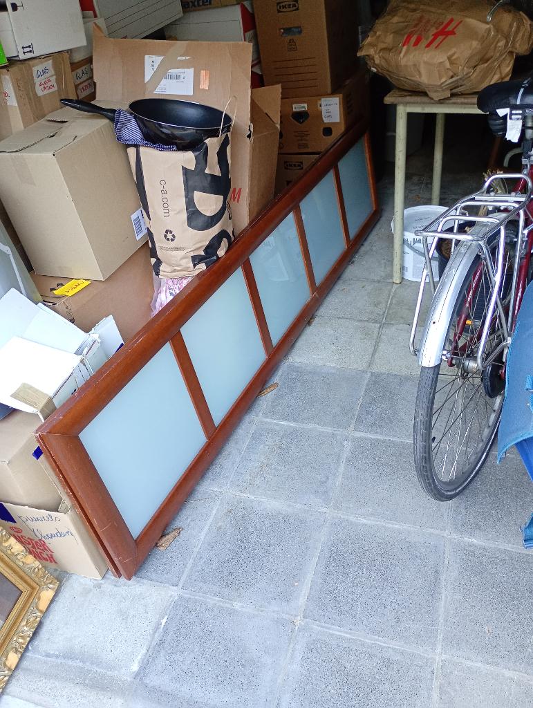 GRATIS 2 kastdeuren Hulsta met (kunst)glas, Ophalen, Zo goed als nieuw