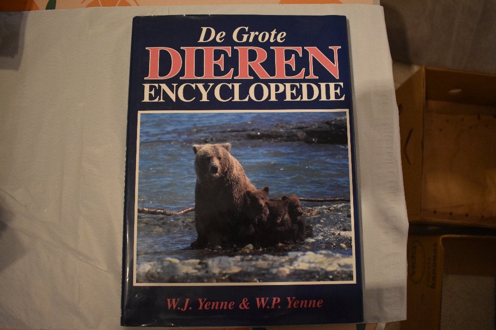 de grote dieren encyclopedie, Ophalen of Verzenden, Gelezen, Overige diersoorten