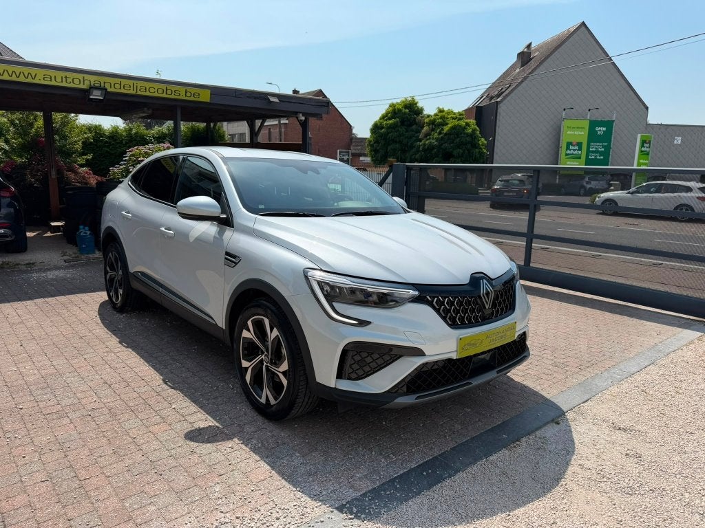 RENAULT ARKANA * 1.33TCE * MILD HYBRID * AUT * 140PK *TECHNO, Monovolume, 4 cilinders, Leder en Stof, Wit