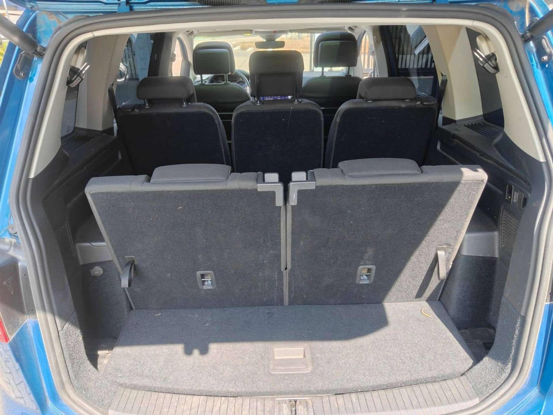 Volkswagen Touran 2.0 TDi Highline DSG 7-zit/Pano/LED/Keyles, Achat, Cruise Control, Entreprise, 7 places