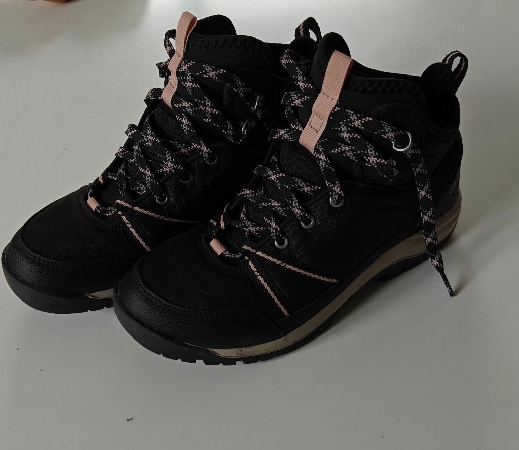 Wandelschoenen dames - Quechua, Ophalen, Zo goed als nieuw, Schoenen