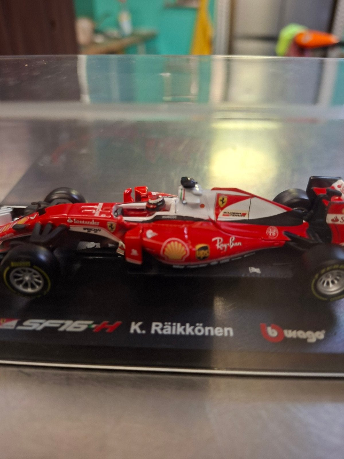 ferrari burago 1:43, Enlèvement