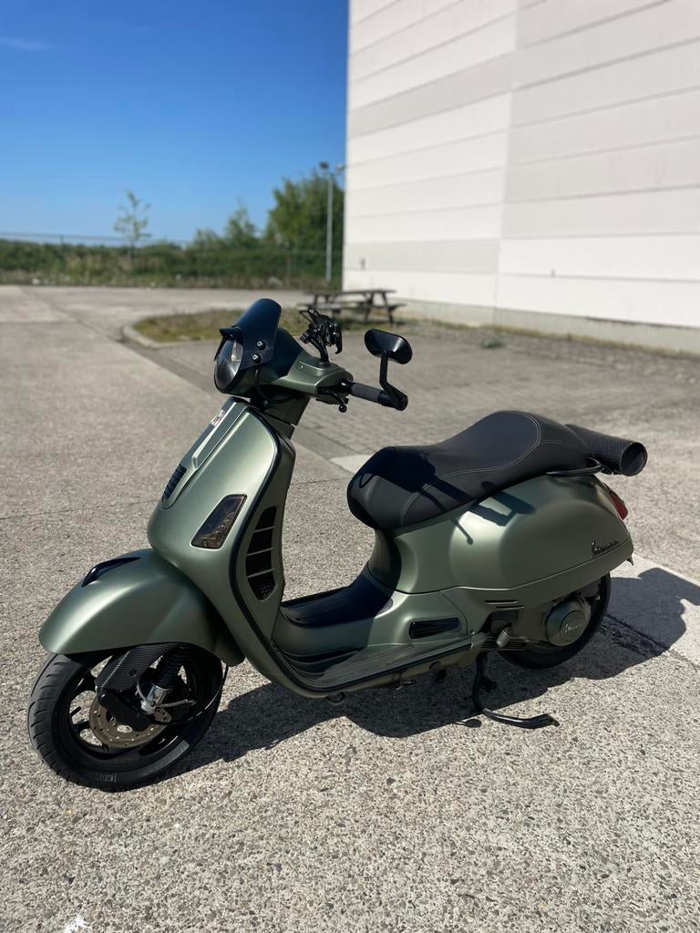 Vespa GTS 125 (300), Enlèvement, Comme neuf