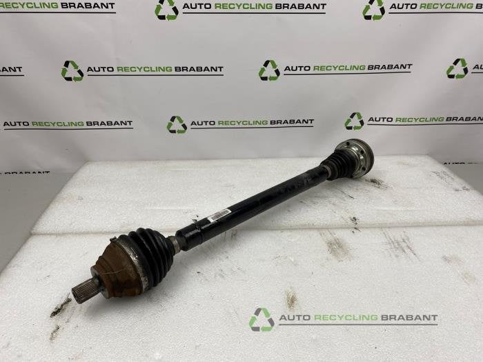 Arbre de transmission avant droit d'un Volkswagen Touran, -, 3 mois de garantie, Utilisé, -