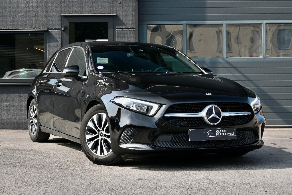 Mercedes - Benz A160 benzine - LED - Zetelverwarming - Camer, Autos, Mercedes-Benz, Achat, Euro 6, Entreprise, Noir