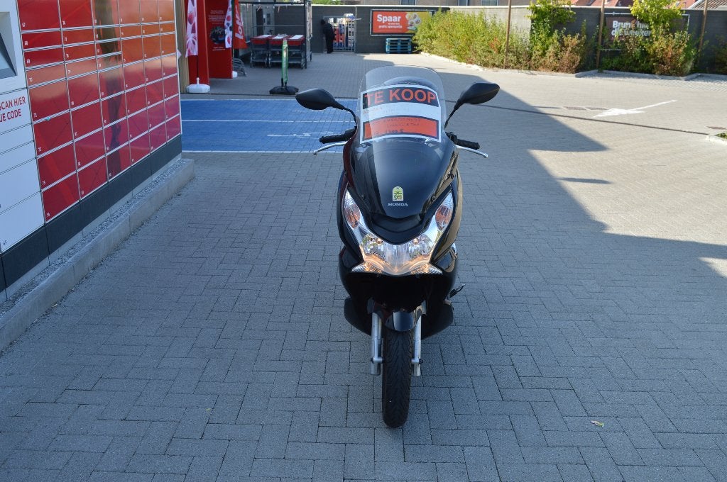 HONDA 125 PIÈCES, Scooter, Occasion, Permis Moto A1 minimum, Particulier
