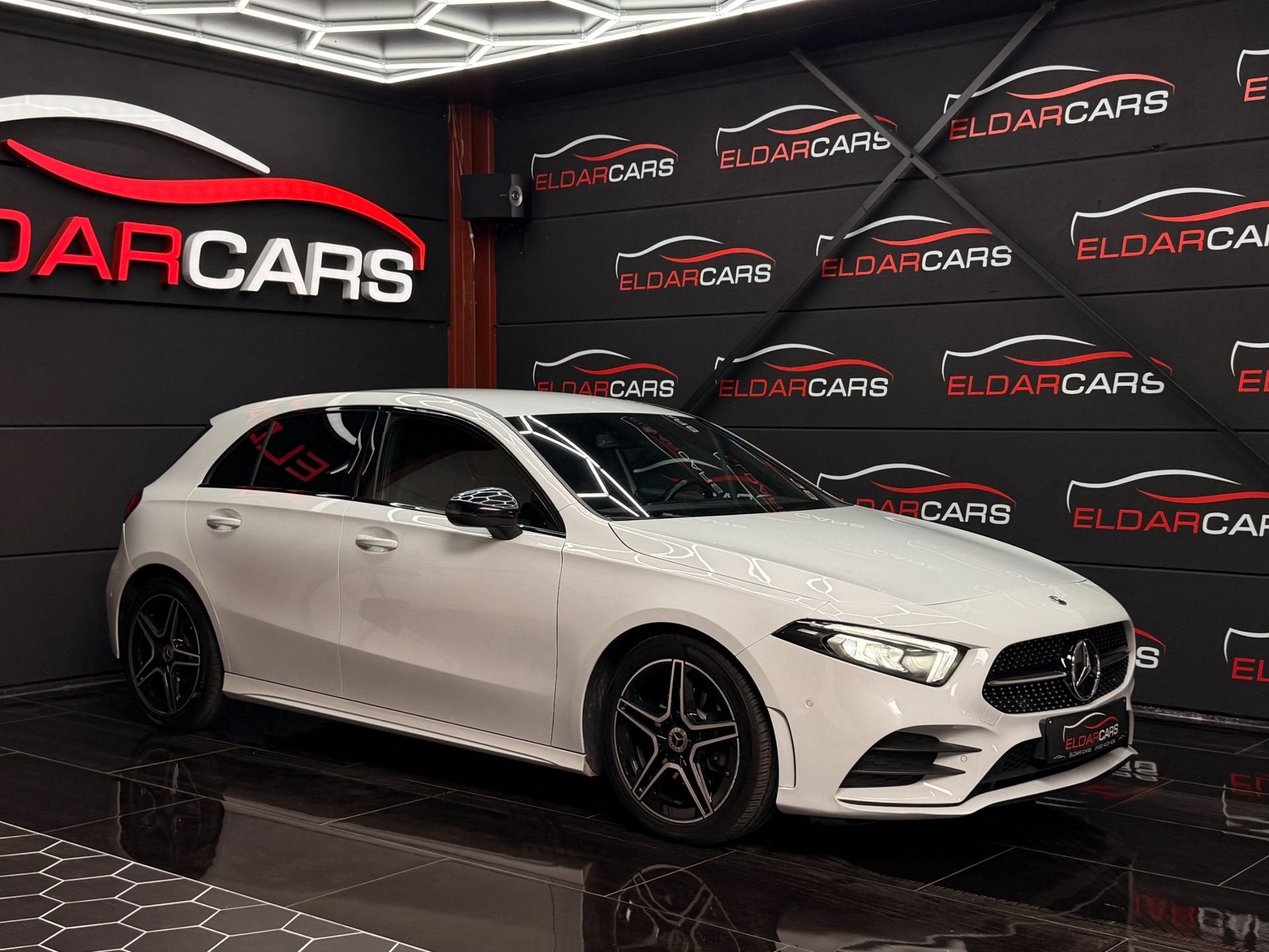 Mercedes A 200 D AMG-Pack/Automaat/Garantie*, 1490 kg, Gebruikt, Euro 6, Bedrijf