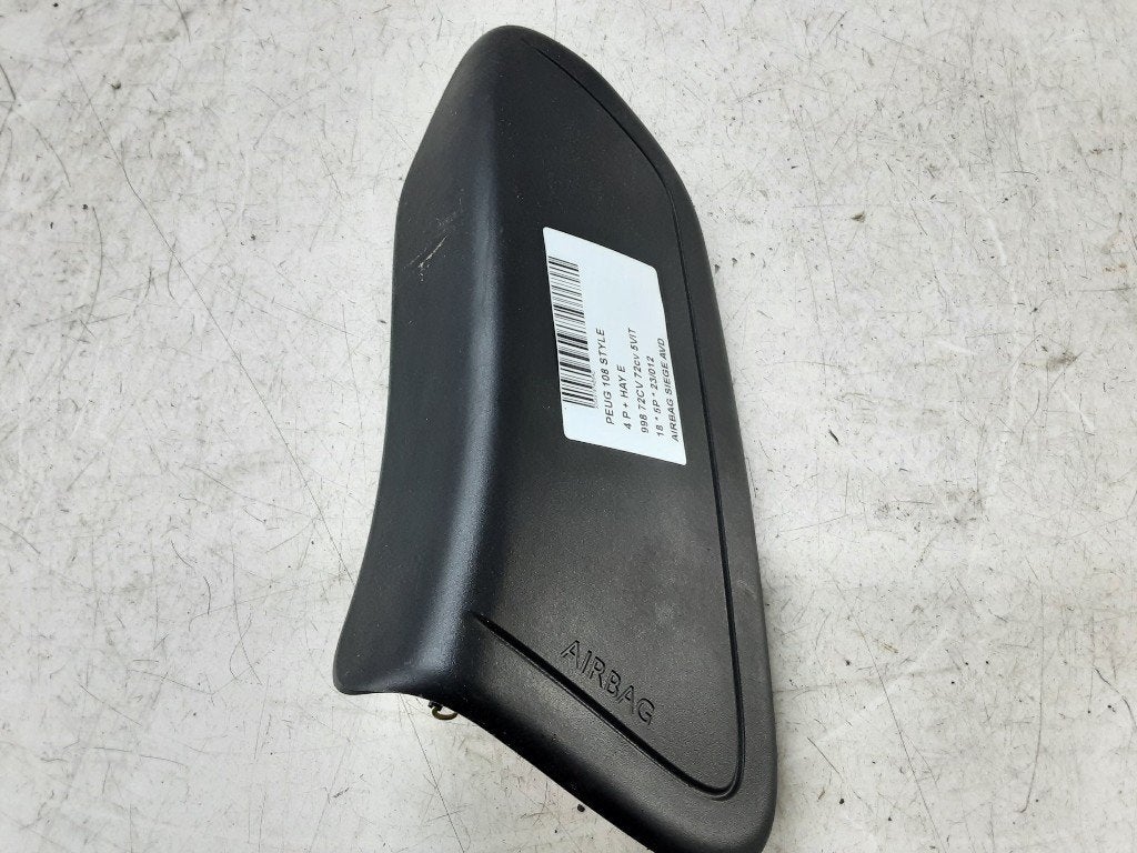 STOEL AIRBAG RECHTS VOOR Peugeot 108 (73910YV020), Gebruikt, Mevr. I. Hauben, Rue de l'Espoir 34 34
4030  GRIVEGNÉE, BE, Info@Collignon.be