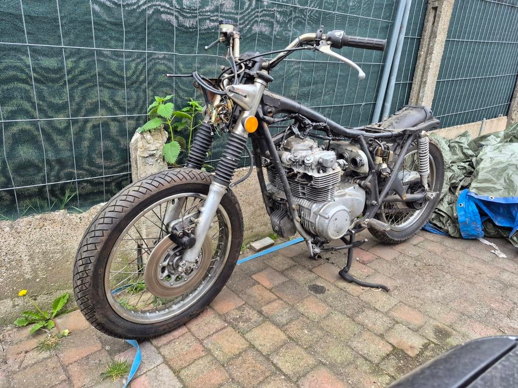 CB500F, Particulier