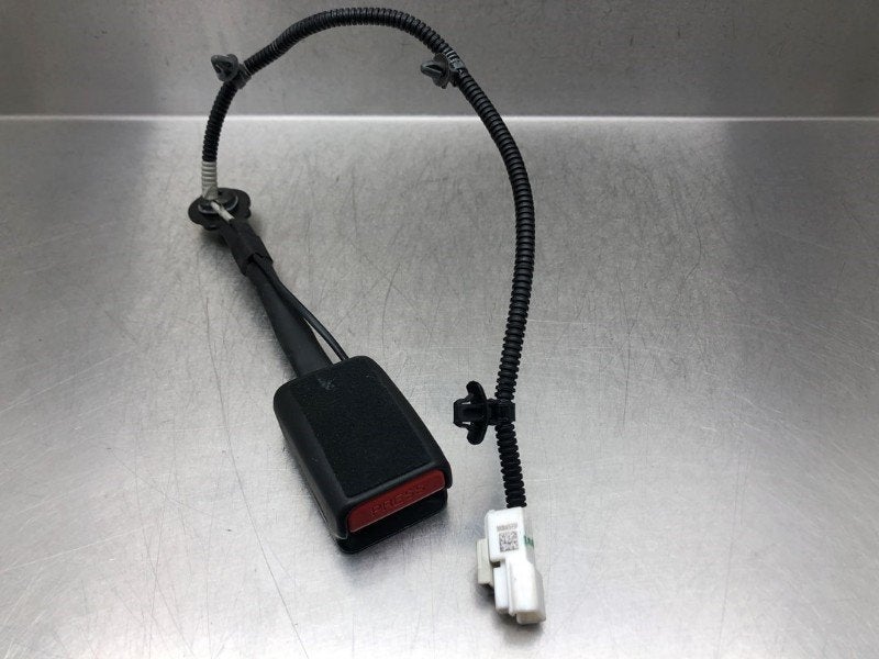 BOUCLE DE CEINTURE DE SECURITE AVANT GAUCHE Sportage (NQ5), Utilisé, Kia