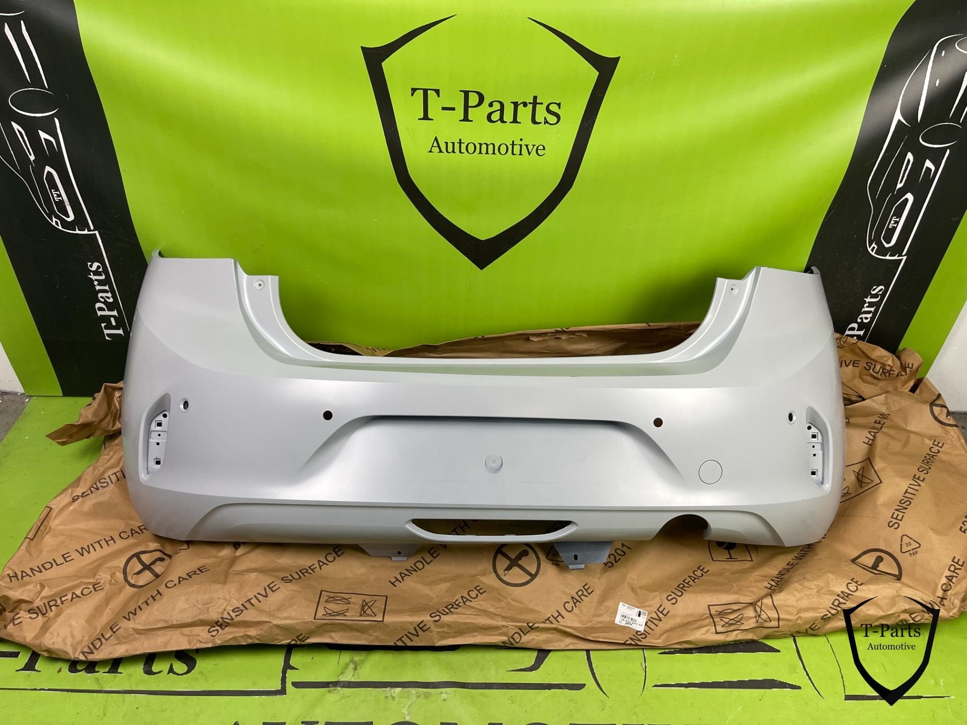 opel corsa F achterbumper nieuw 4x PDC bumper 166335711T, Kontakt@opel-infoservice.de, Bumper, Opel, Bahnhofsplatz 1
65423  Russelsheim am Main, DE