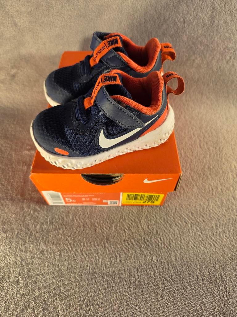 Nike Downshifter 11 baby sneakers maat 21 (5C) donkerblauw/o, Kinderen en Baby's, Ophalen of Verzenden