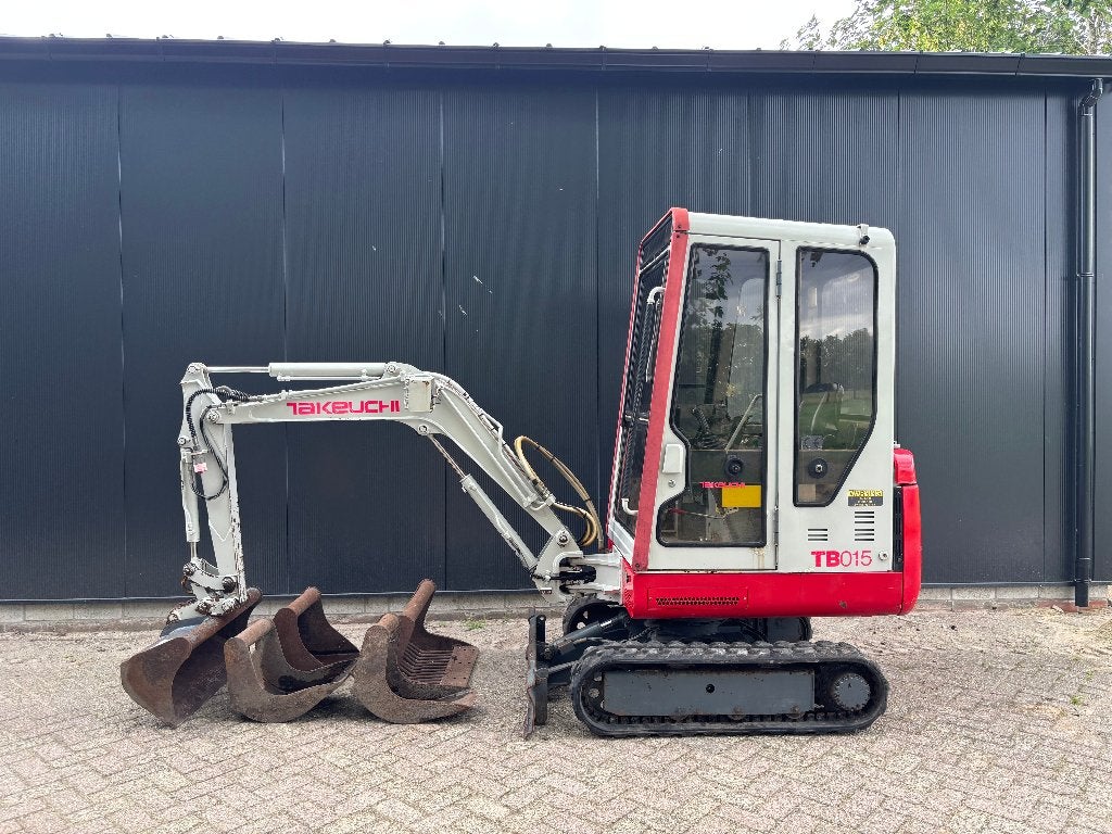 Takeuchi TB015 Minigraver Snelwissel (5 graafbakken) MARGE, Ophalen