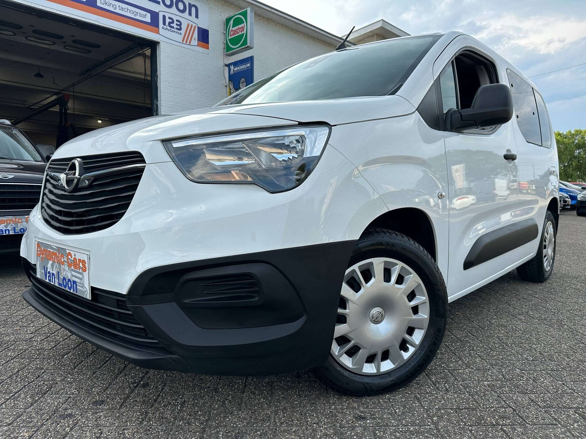 Opel Combo Life 1.5 BlueHDI, 102pk, Edition Plus, L1H1, Airc, Auto's, Stof, Gebruikt, 4 cilinders, 1505 kg
