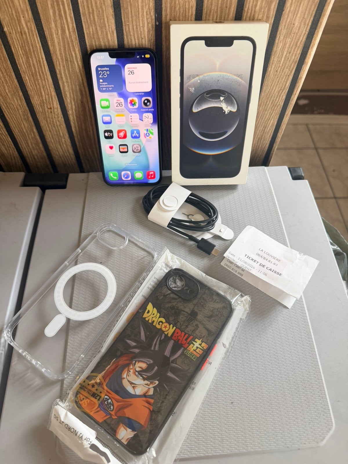 Vend/echange iPhone 16e 138gb 100%batterie boite garentie, Enlèvement ou Envoi, Comme neuf