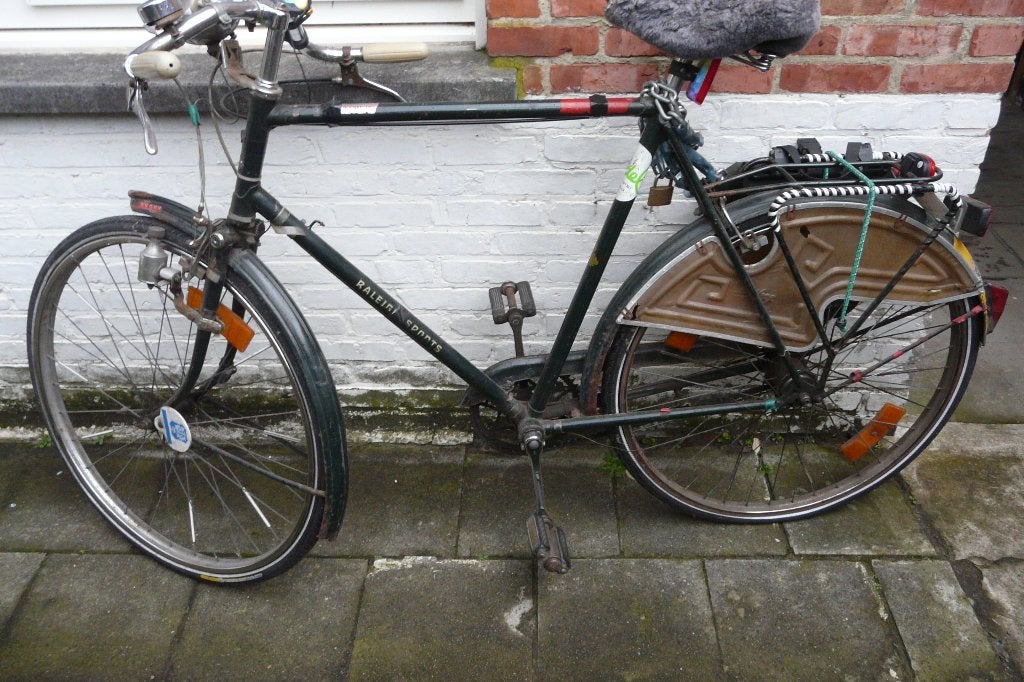 fiets oldtimer Raleigh sport, Vélos & Vélomoteurs, Vélos | Ancêtres & Oldtimers, Années 60 ou plus récent, Enlèvement