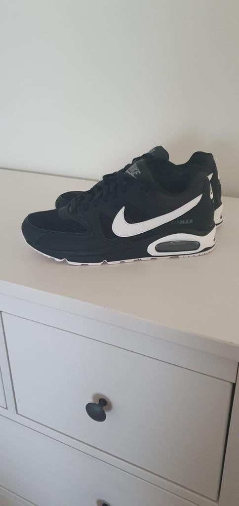 Nike Air max black nieuw maar 42.5, Vêtements | Hommes, Chaussures, Neuf, Nike, Enlèvement, Baskets