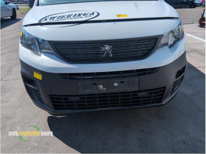 Voorbumper van een Peugeot Partner (EWP), Auto-onderdelen, Gebruikt, -, -, Bumper