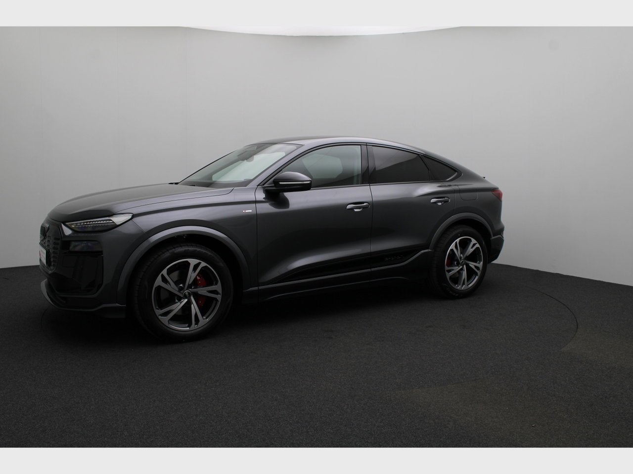 Audi Q6 Sportback e-tron Audi Q6 Sportback Corporate S e-tro, Autos, Argent ou Gris, Achat, Automatique, Bluetooth