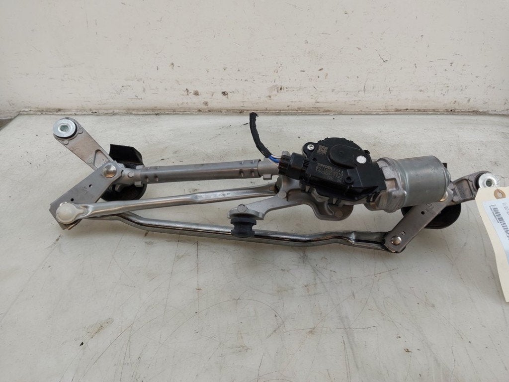MOTEUR + TRINGLERIE ESSUIE GLACE AVANT Toyota C-HR (X1,X5), Kundenbetreuung@toyota.de, Toyota, Utilisé, Toyota-Allee 2
50858  Köln, DE