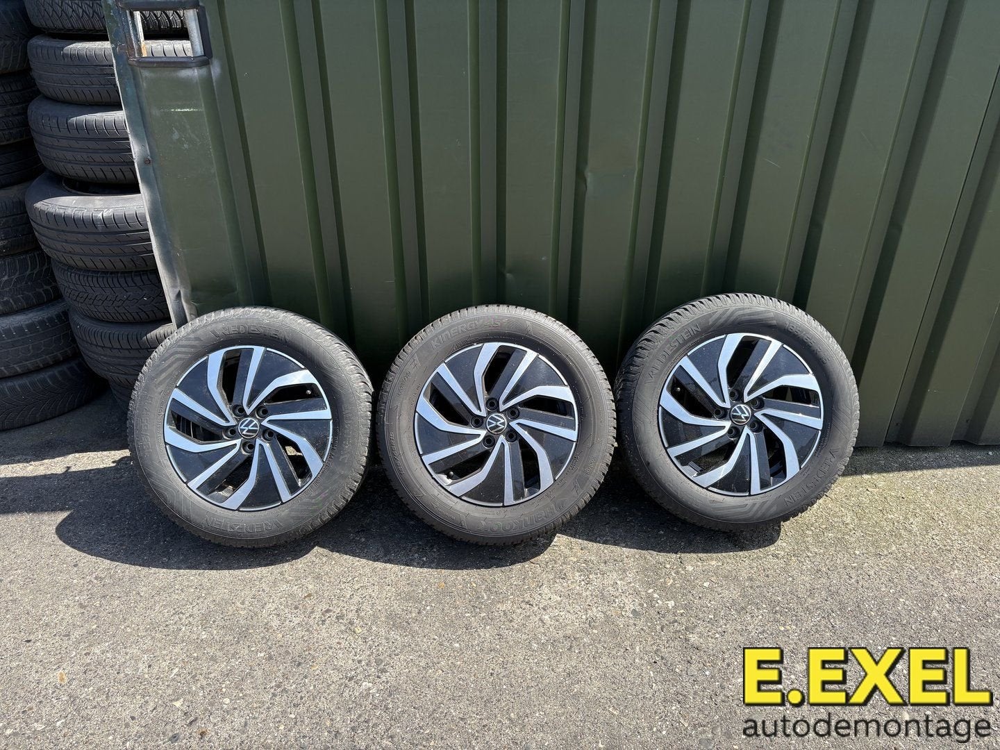 2 velgen met banden 5x100 Volkswagen Polo 2G Vanaf 2020, Gebruikt, -, -, Banden en Velgen