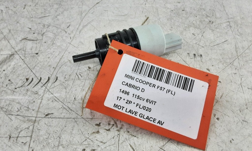 LAVE-GLACE POMPE AVANT Mini Convertible (F57) (29830901), Petuelring 130
80809  München, DE, Mini, Utilisé, Minikundenbetreuung@mini.de