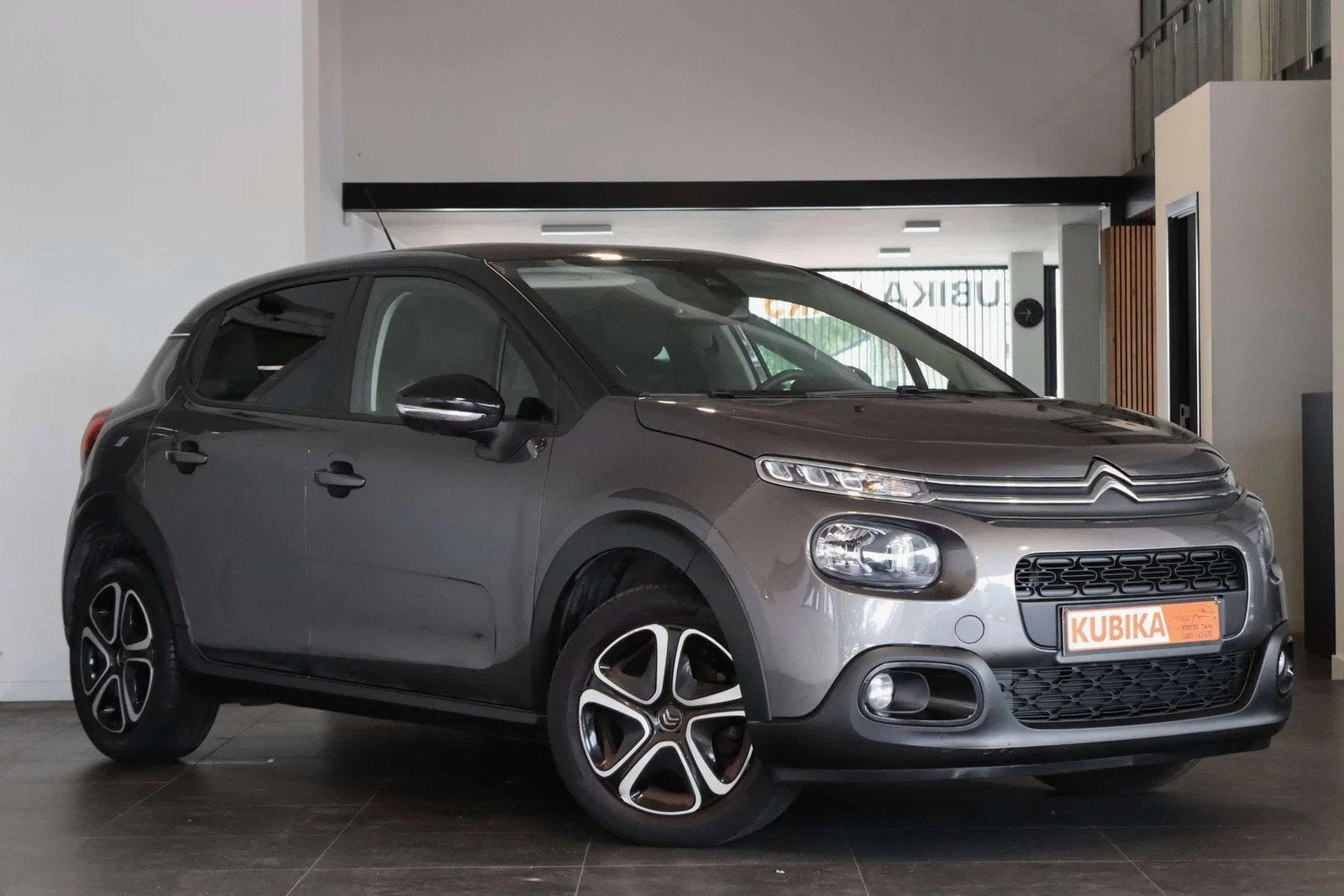 Citroën C3 C3 1.2i PureTech CruiseC Navi Carplay Garantie*, Autos, Argent ou Gris, Achat, Entreprise, Boîte manuelle