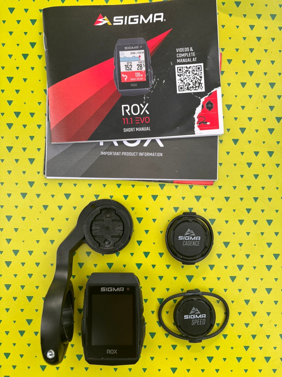 Sigma Rox 11.1 GPS met cadence en speed meter en houder, Fietsen en Brommers, Fietsaccessoires | Fietscomputers, Ophalen, GPS