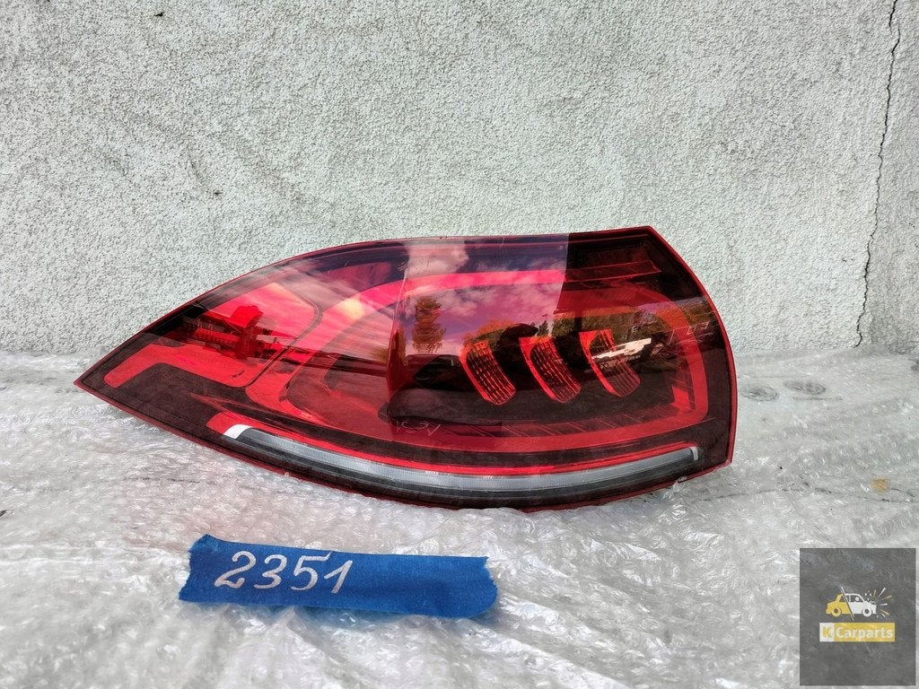 Feu arri re gauche Mercedes GLE 2 W167, Autos : Pièces & Accessoires, Mercedes-Benz AG, Mercedes-Benz, Utilisé, Mercedesstrasse 120
70372  Stuttgart, DE