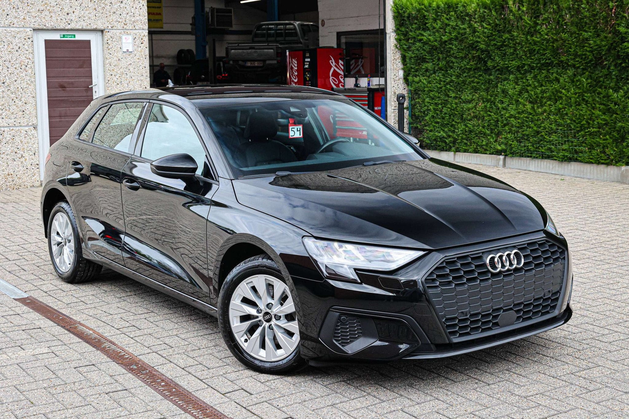 Audi A3 AUTOMAAT*ZETELVERWARMING*ACHTERUITRIJCAMERA*NAVIGATI, Auto's, 245 pk, Gebruikt, 4 cilinders, Zwart