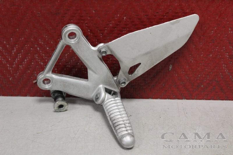 SCHETSPLAAT LINKS VOOR Ducati 1098 +S (01-2007/12-2008), Motoren, Dhr. S. di Majo, Gebruikt, Info@cama-motorparts.nl, P.J. Troelstraweg 8 8
3144 CX  MAASSLUIS, NL