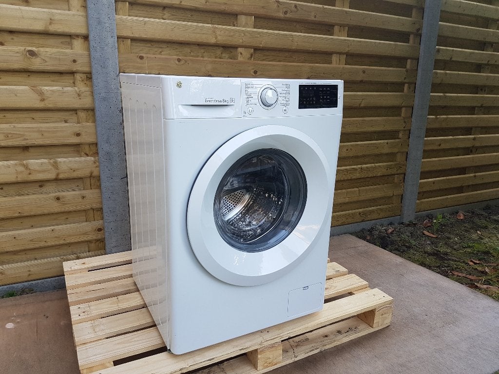 Wasmachine LG 8KG 1400 tr/min, Electroménager, Lave-linge, 1200 à 1600 tours, Programme lavage à la main, Comme neuf, Chargeur frontal