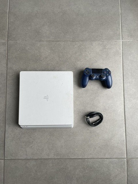 PlayStation 4 Slim 500GB + controller + oplaadkabel, Ophalen of Verzenden, Met 1 controller, Slim, 500 GB