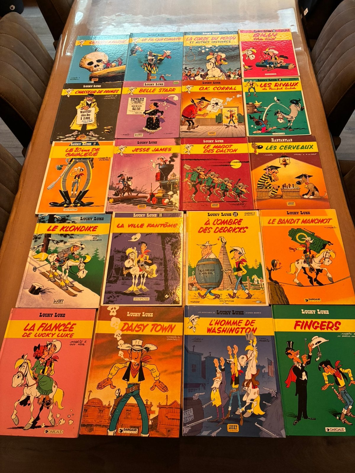 Lot van 20 Lucky Luke albums (FRANS), Ophalen, Zo goed als nieuw