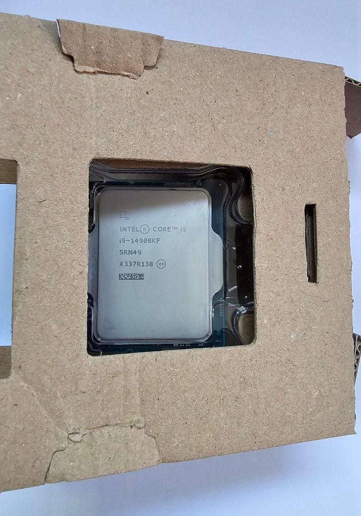 Intel Core i9-14900KF — LGA1700 — uitstekende staat, Computers en Software, Processors, Zo goed als nieuw, 4 Ghz of meer, Ophalen of Verzenden