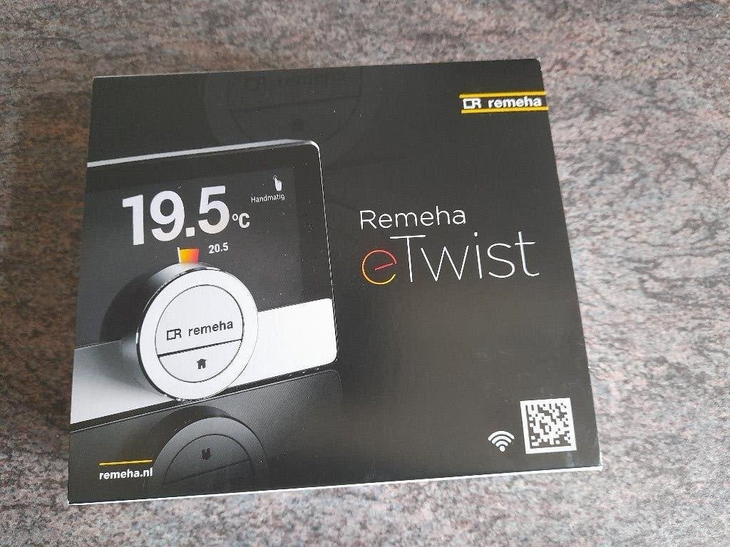 REMEHA  E TWIST SLIMME THERMOSTAAT NIEUW IN DOOS, Doe-het-zelf en Bouw, Ophalen, Slimme thermostaat, Nieuw
