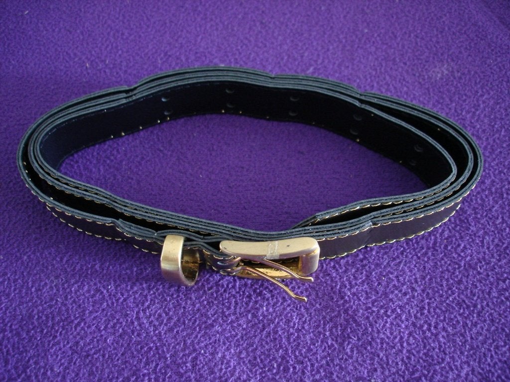 Prachtige bruine lederen riem van 115 cm. lang 2,5 cm. breed, Minder dan 3 cm, Echt leder, Heupriem, Ophalen of Verzenden