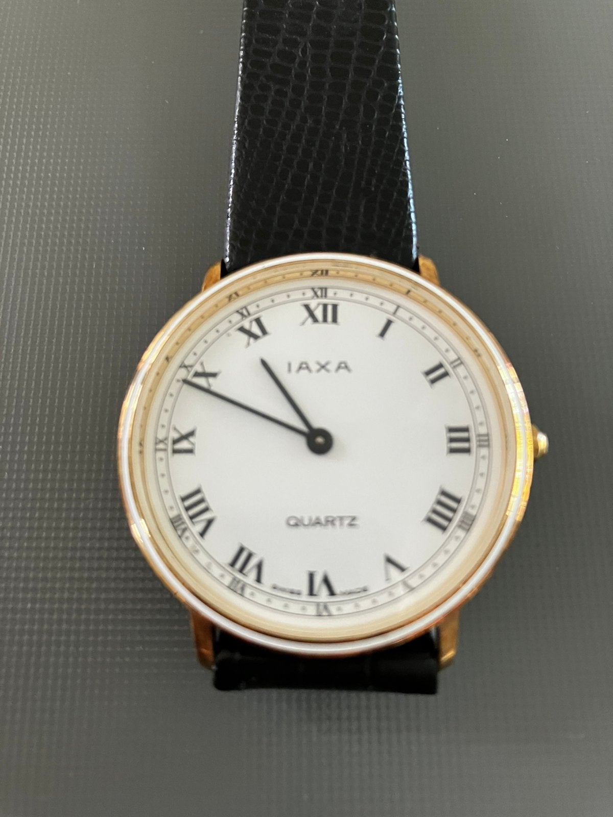 Horloge IAXA Quartz, nieuwstaat., Bijoux, Sacs & Beauté, Enlèvement ou Envoi, Acier