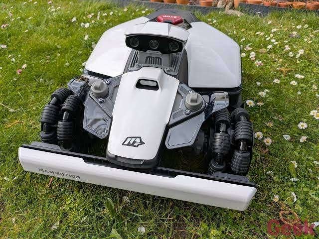 LUBA mini 2 draadloze robotgrasmaaier, Tuin en Terras, Robotmaaiers, Ophalen, Zo goed als nieuw, Bestuurbaar via app