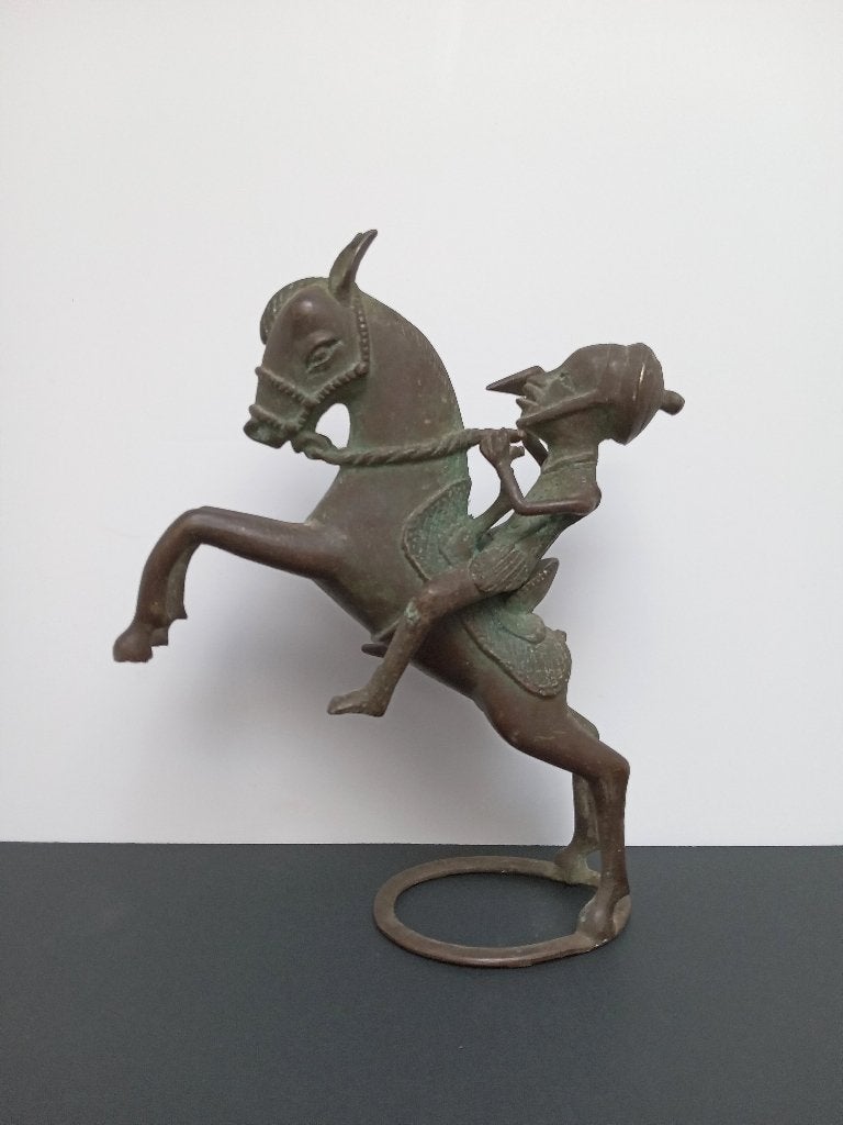 Cavalier en bronze Bamoun du Cameroun (Afrique), Envoi