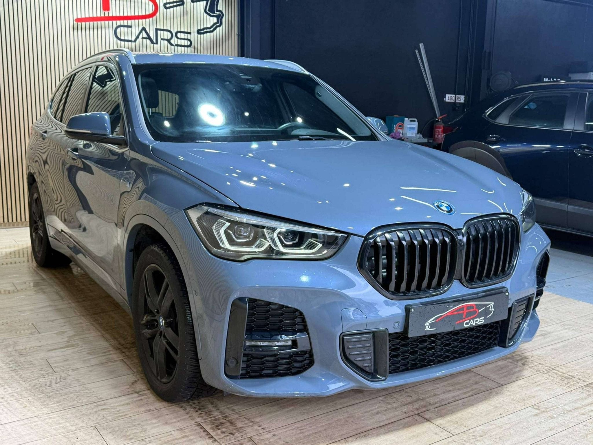 BMW X1 PHEV 1.5iA xDrive25e * PACK M * GARANTIE 12 MOIS *, Autos, Achat, https://public.car-pass.be/vhr/a4cccae3-fc95-4b9a-9507-94c1423c77de