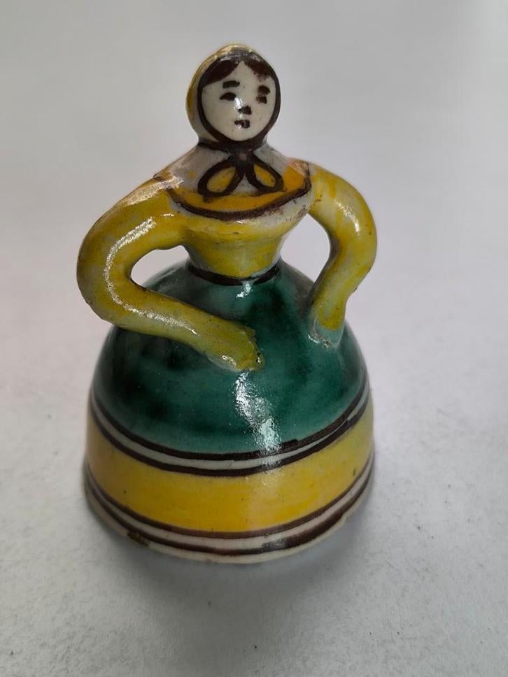 Lady Bell, Antiek en Kunst, Antiek | Keramiek en Aardewerk, Ophalen of Verzenden
