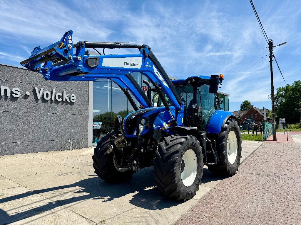 New Holland T6.165 AC +  chargeur frontal Quicke / GPS-ready, Articles professionnels, Agriculture | Tracteurs, 2500 à 5000, New Holland