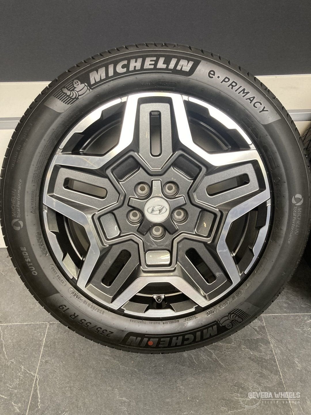 19” originele Hyundai Santa Fe velgen + banden 5x114.3 52910, Pneus et Jantes, Véhicule de tourisme, Pneus été, -