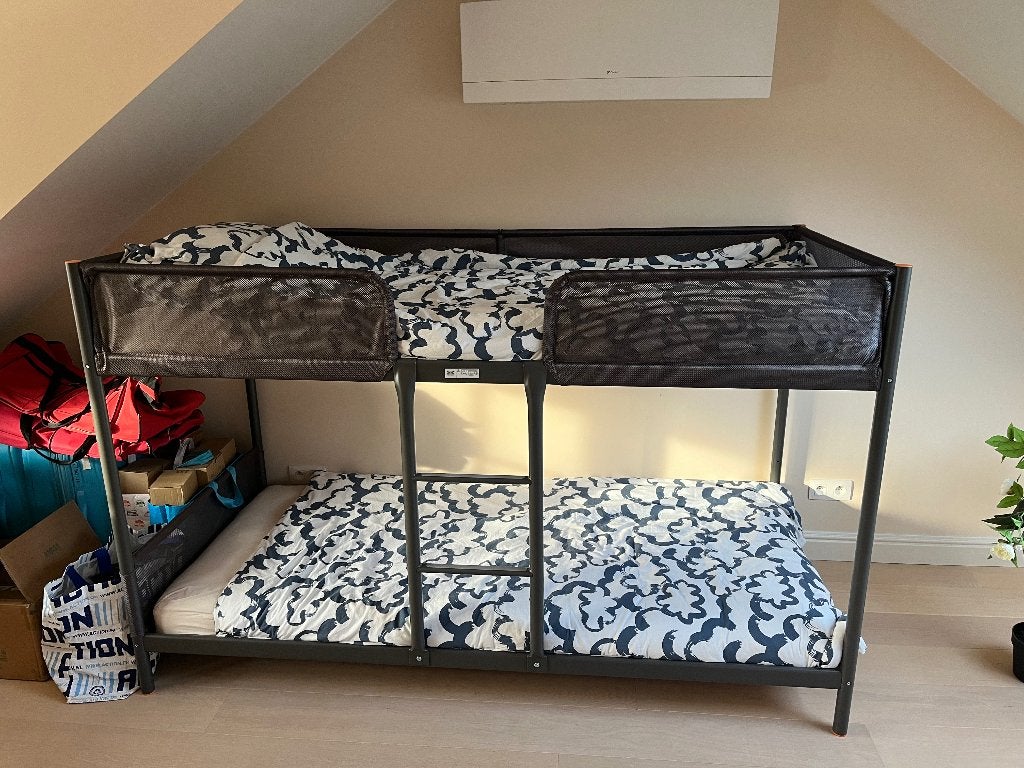 Kinderbed, Kinderen en Baby's, Ophalen, 85 tot 100 cm, Nieuw, 180 cm of meer