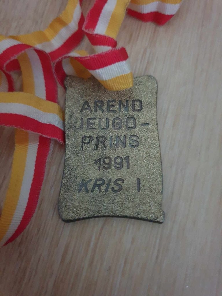 Carnaval Aalst medaille Arend Jeugdprins Kris 1991, Enlèvement ou Envoi