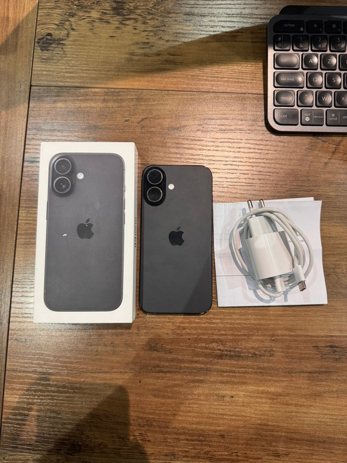 Iphone 16 Noir, Telecommunicatie, Ophalen of Verzenden, Zo goed als nieuw, Zwart, IPhone 16