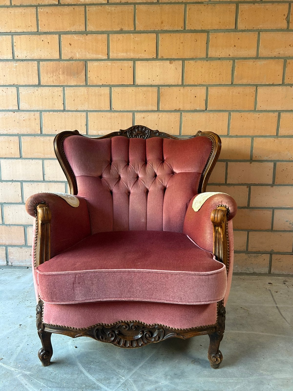Roze oude louis XIV zetel, Enlèvement