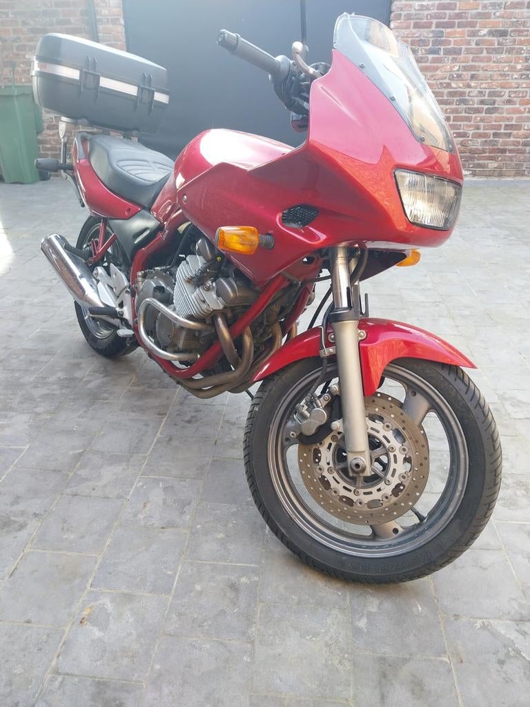 Yamaha 600, Motoren, 598 cc, 4 cilinders, Particulier, Meer dan 35 kW